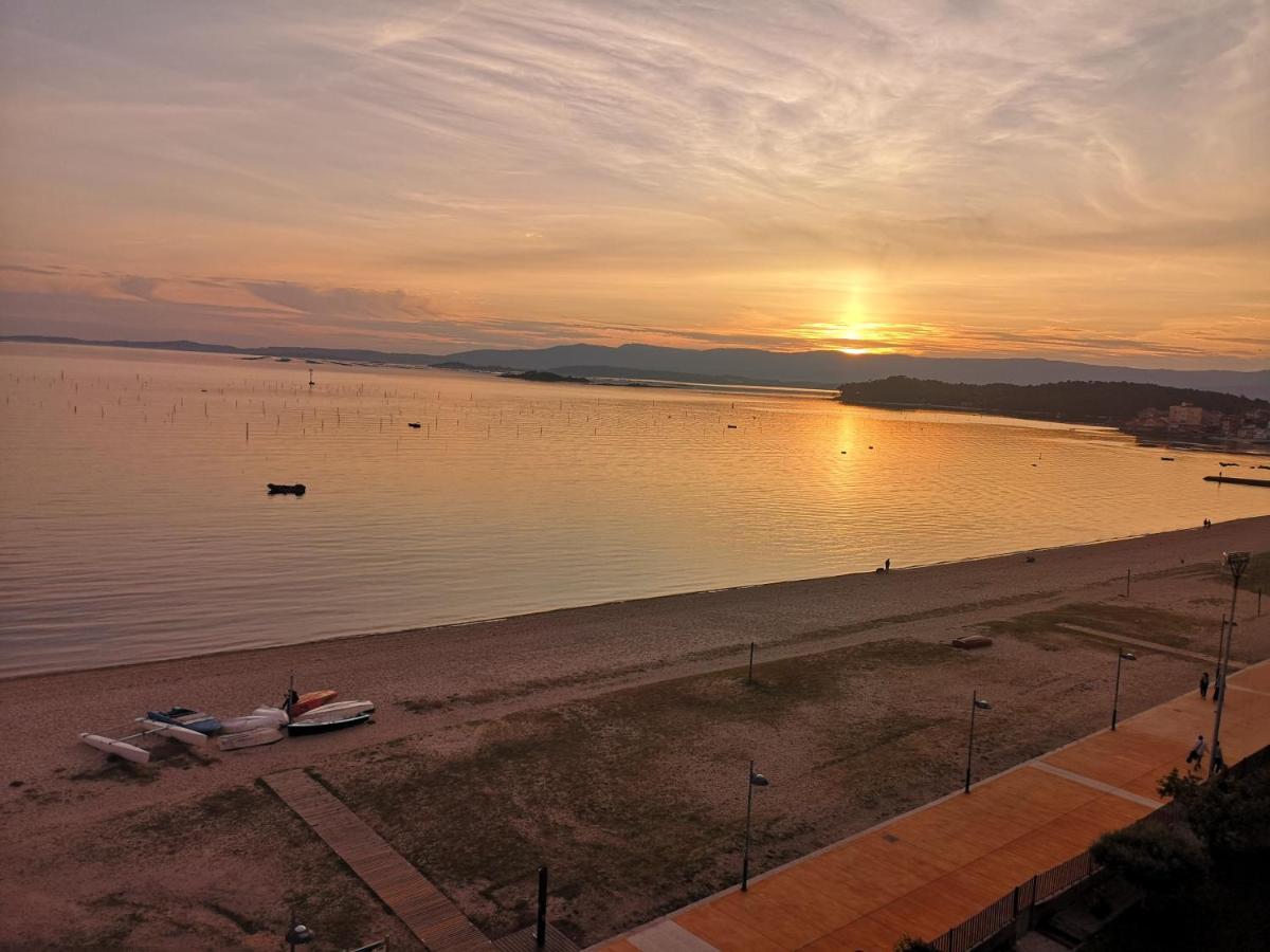 Precioso Apartamento En Primera Linea De Playa Vilagarcia de Arousa Εξωτερικό φωτογραφία